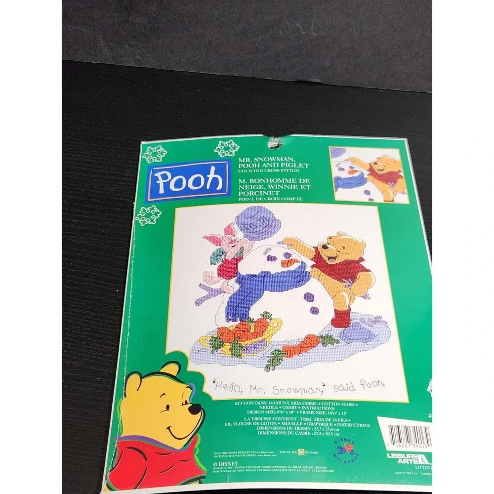 NEW Disney‎ WINNIE THE POOH Christmas Snowman Piglet Counted Cross Stitch Kit